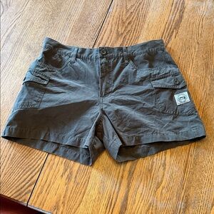 LEI Utility Gear green shorts women’s 11